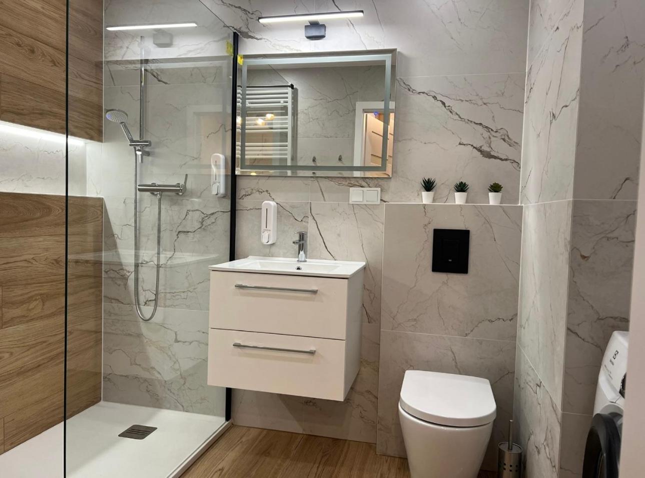 Apartamenty Wroclawia Centrum Buitenkant foto
